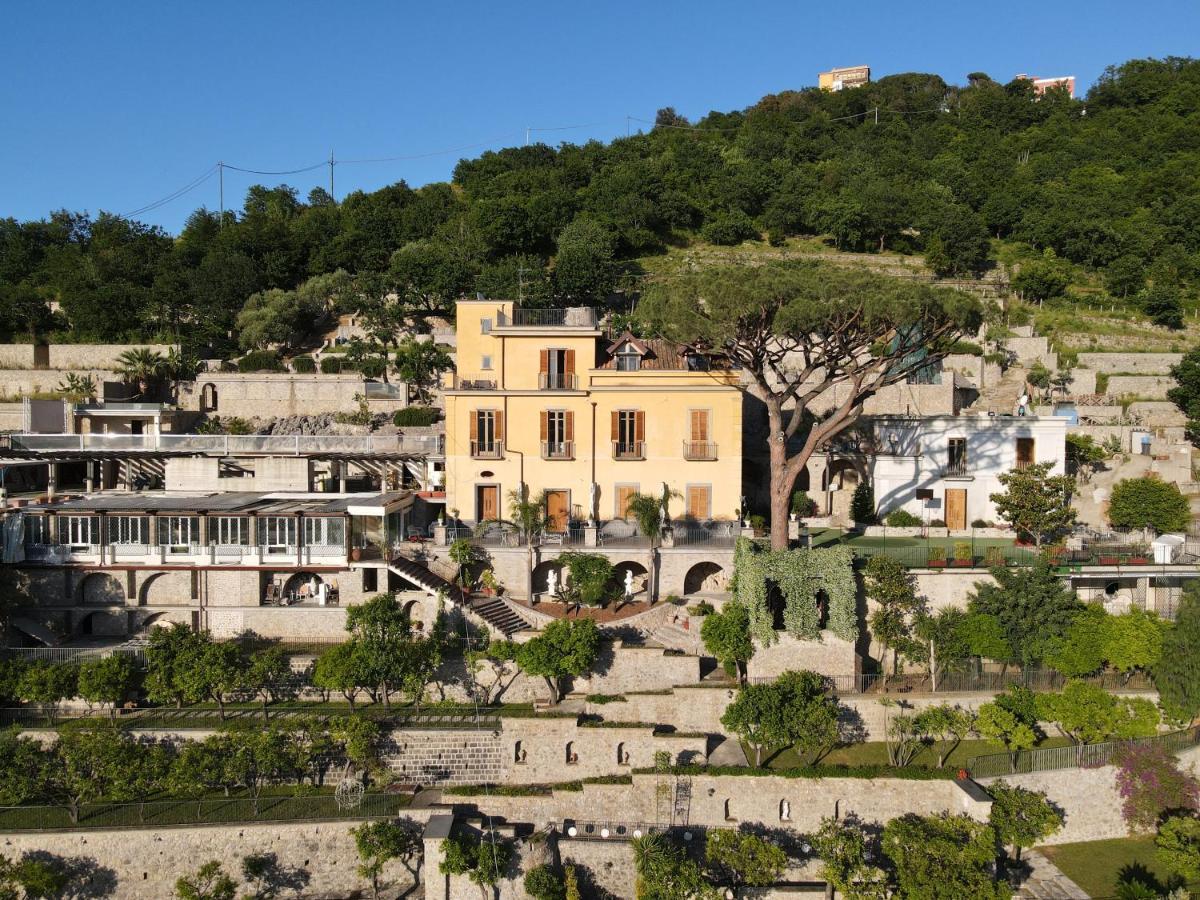 Villa Di Natale パガーニ エクステリア 写真